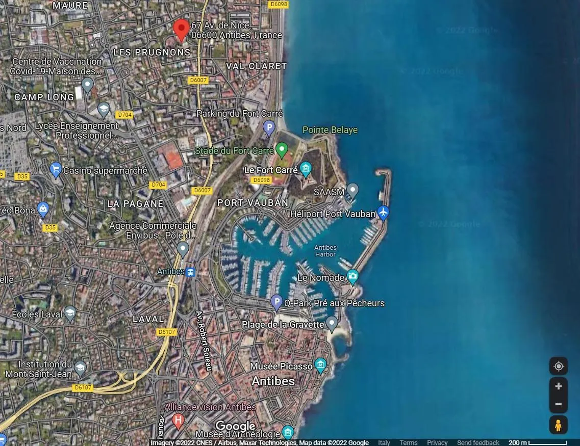 Apartment Antibes Secured Parc Velusine With Private Parking, Terrace, Pools And Tennis Courts. France